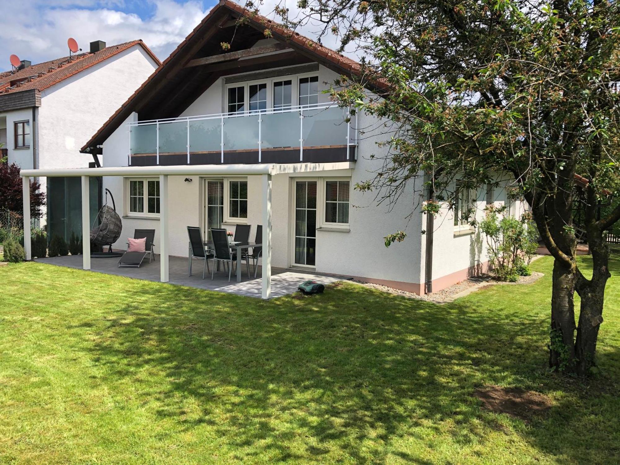 Haus Am Spitalgarten Fuer 10 Personen Gundelfingen an der Donau Esterno foto
